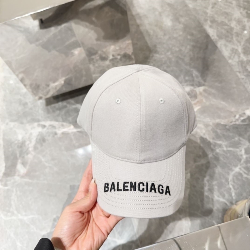 BALENCIAGA